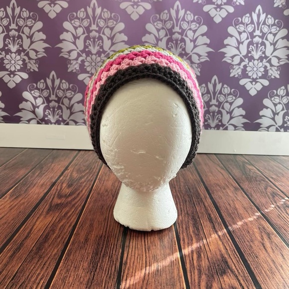 Crochet Striped Slouch Hat - Picture 4 of 5
